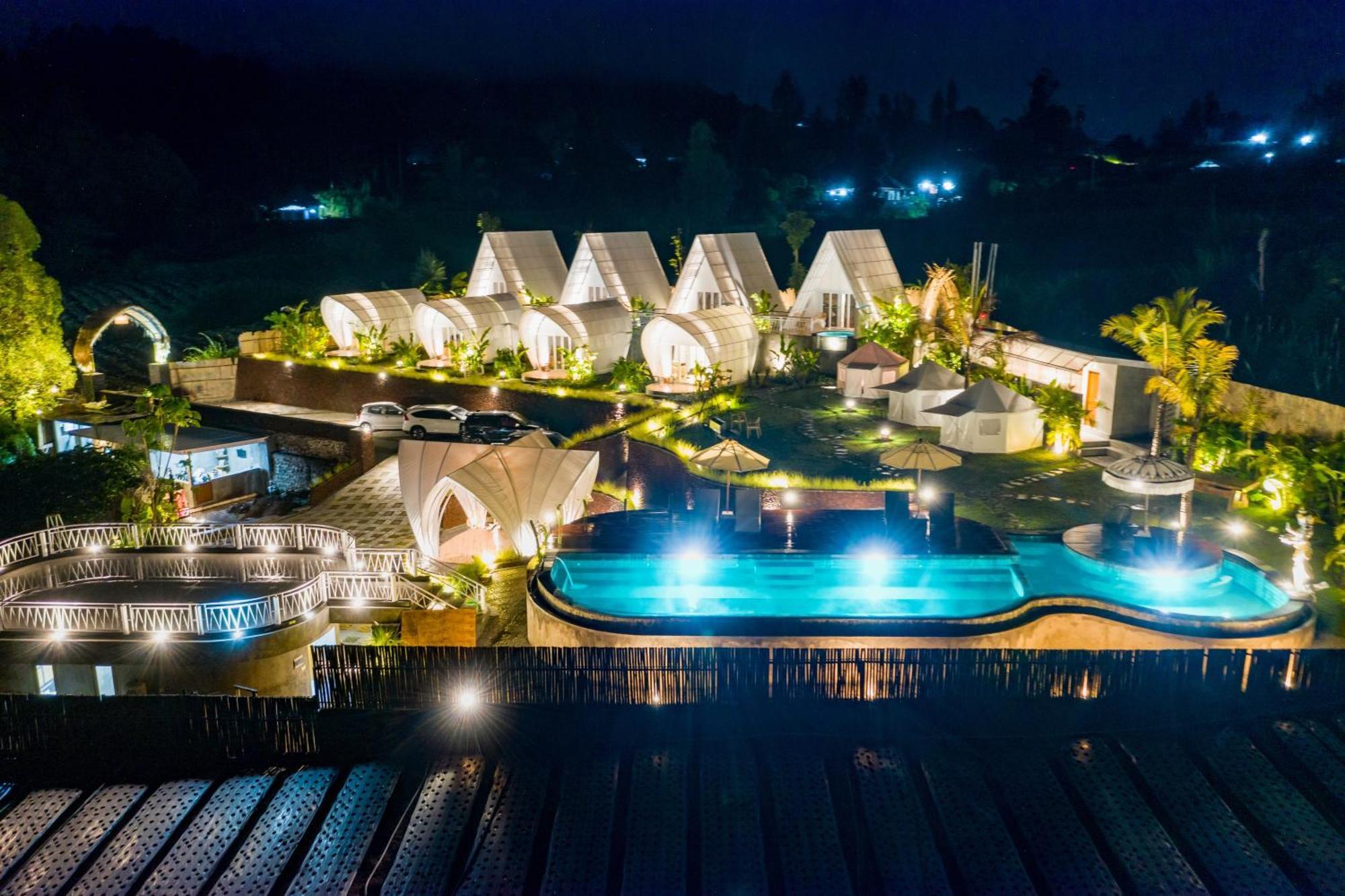 The Dewi Kintamani Luxury Glamping And Natural Hotspring Экстерьер фото