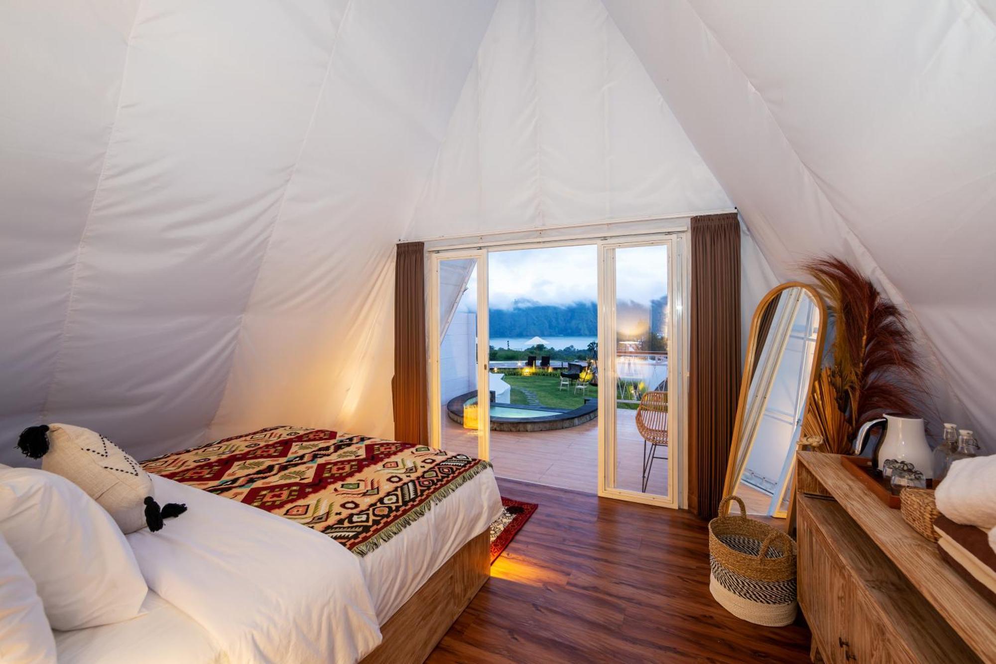 The Dewi Kintamani Luxury Glamping And Natural Hotspring Экстерьер фото